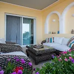 Diamante Beachfront * 西洛卡特伦