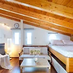 Diamante Beachfront Appartamento Xylokastro