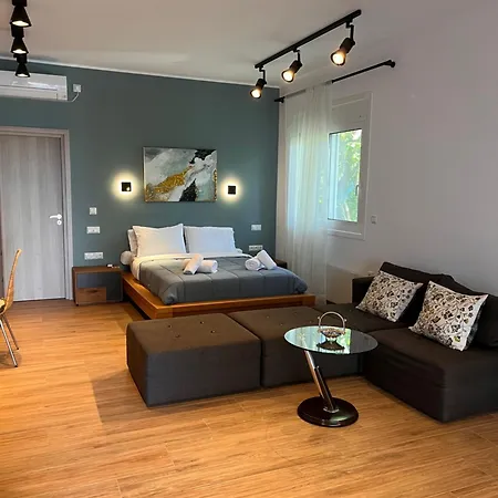 Diamante Beachfront Ξυλόκαστρο