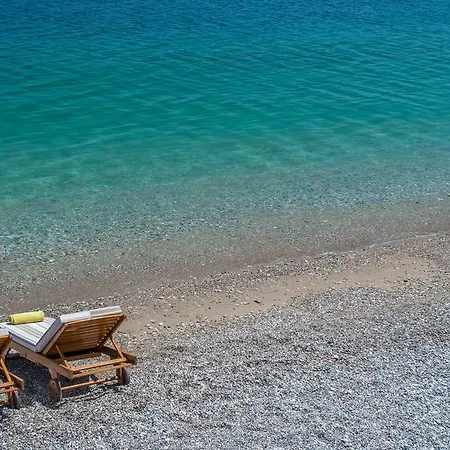 Diamante Beachfront *