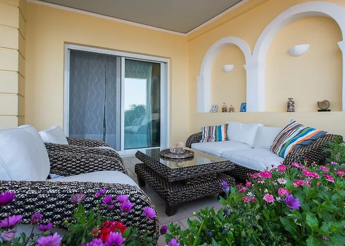 Diamante Beachfront * Xylokastro